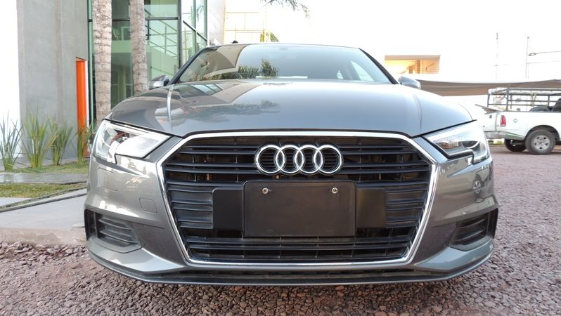 AUDI A3 2019 DYNAMIC GRIS 4CIL 1.4L full