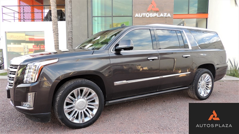 CADILLAC ESCALADE PLATINUM 2016 NEGRA V8